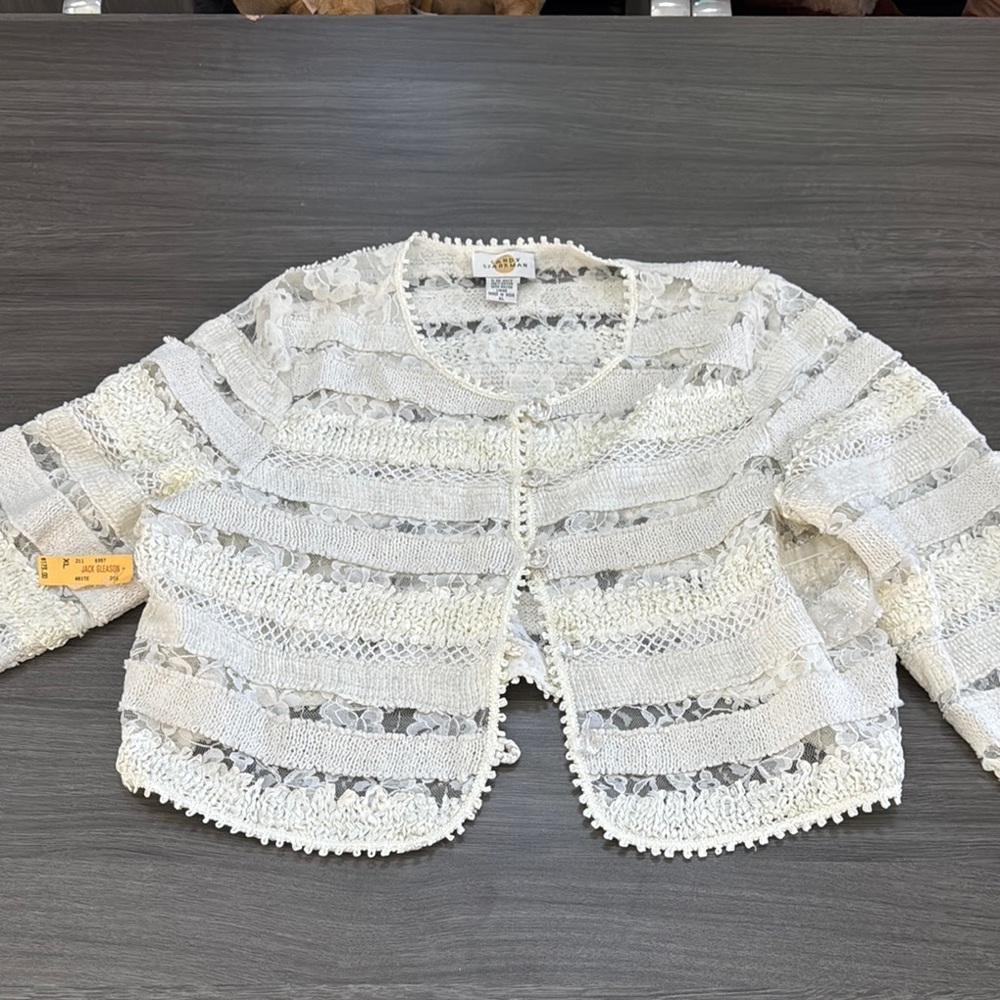 Vintage NWT Sandy Starkman XL White Cropped Boxy 3/4 Sleeve Top/cardigan